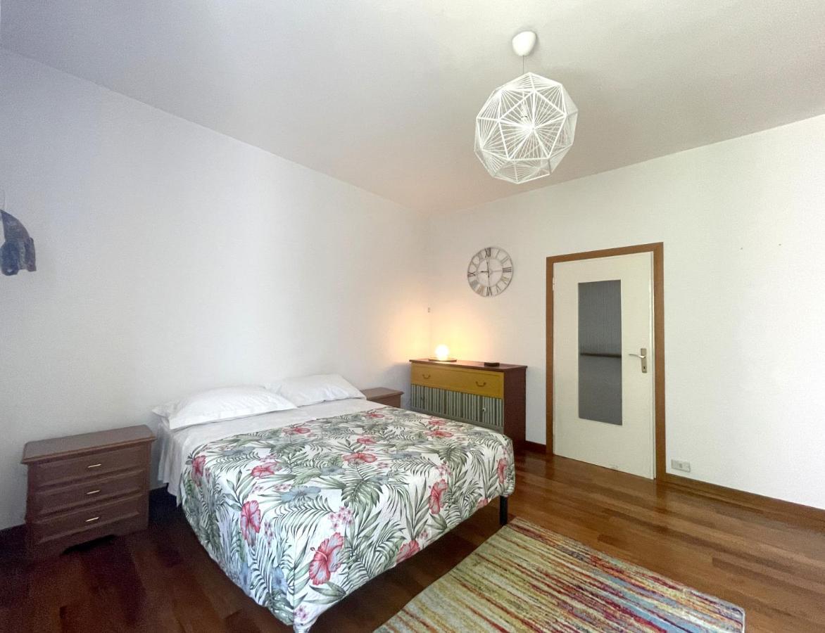 Accomodo Mib35 Bivano Linate Appartement *